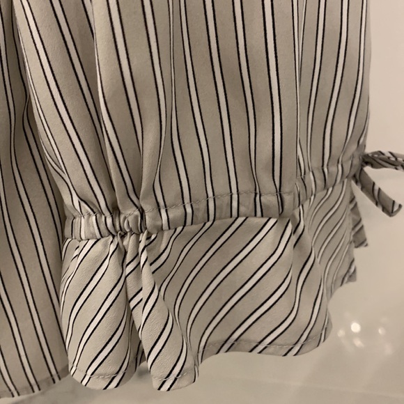 Banana Republic striped blouse - Picture 4 of 8